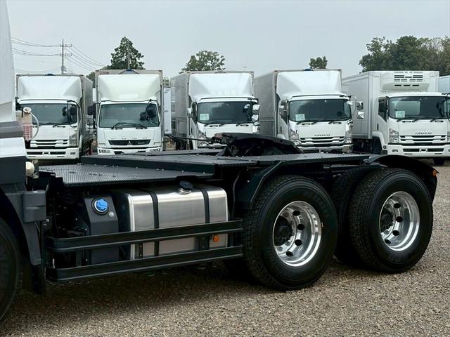 クオン トラクタ(2デフ) ハイルーフ リアエアサス 流体式リターダ 一括緩和 ソーシンUー20-A ESCOT 530ps 積載18t(8枚目)