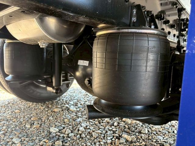 ファイター 冷蔵冷凍車P/G 未使用 62ワイド リアエアサス 格納ゲート 片開きSD 東プレXV42LOCRAOーT 6MT 240ps 積載2.4t(20枚目)