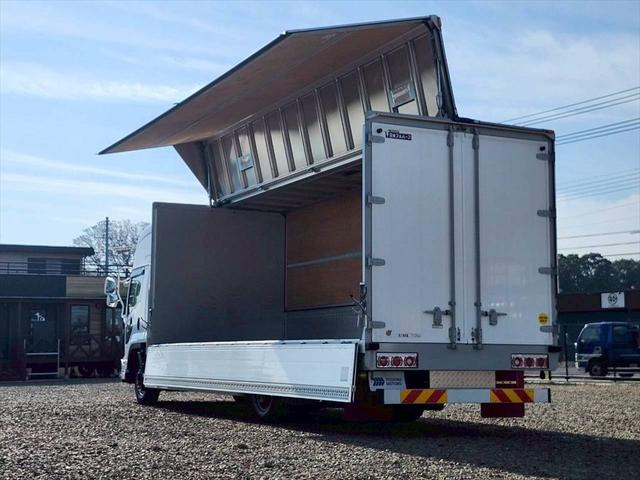 フォワード ウイング　増トンワイド　ハイルーフ　リアエアサス　フルハーフＤＭＷ　６ＭＴ　２４０ｐｓ　積載７．１ｔ（14枚目）