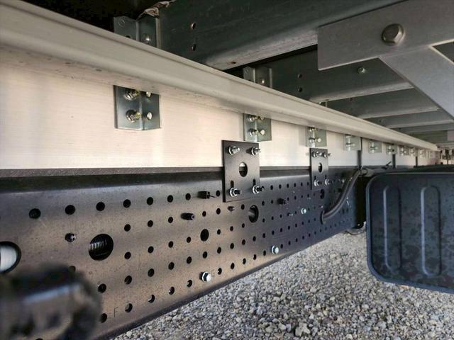 フォワード ウイング　増トンワイド　ハイルーフ　リアエアサス　フルハーフＤＭＷ　６ＭＴ　２４０ｐｓ　積載７．１ｔ（16枚目）