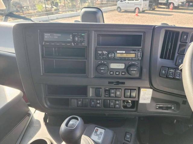 ギガ ウイングP/G ハイルーフ リアエアサス 格納ゲート 4軸低床 フルハーフDKL スムーサーG 380ps 積載13.3t(24枚目)