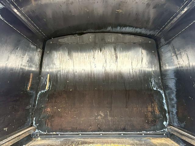 ファイター 塵芥車 プレス式 8.7立米 連続スイッチ 新明和GT084ー5734WP 6MT 170ps 積載1.8t(9枚目)