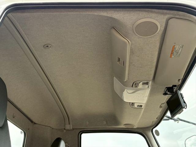 ファイター 塵芥車 プレス式 8.7立米 連続スイッチ 新明和GT084ー5734WP 6MT 170ps 積載1.8t(26枚目)