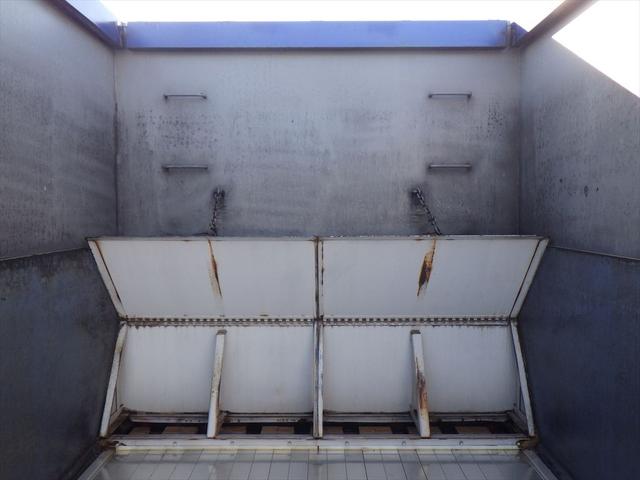 スーパーグレート チップ車 スライドデッキ 51.3立米 新明和SM12-41 シフトパイロット 394ps 積載10.1t(9枚目)