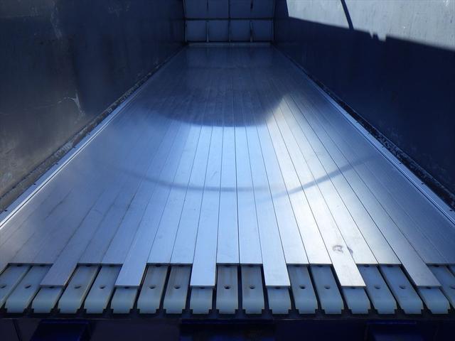 スーパーグレート チップ車 スライドデッキ 51.3立米 新明和SM12-41 シフトパイロット 394ps 積載10.1t(10枚目)