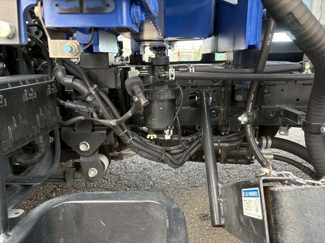 デュトロ クレーン付平ボディー　自社レンタＵＰ　標準巾　４段　ラジコン　マルチゲート　タダノＴＭ－ＺＸ２６４ＨＲＳＡ　６ＭＴ　１５０ｐｓ　積載２ｔ（17枚目）