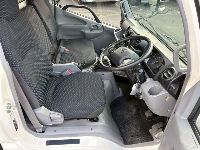 デュトロ クレーン付平ボディー　自社レンタＵＰ　標準巾　４段　ラジコン　マルチゲート　タダノＴＭ－ＺＸ２６４ＨＲＳＡ　６ＭＴ　１５０ｐｓ　積載２ｔ（23枚目）