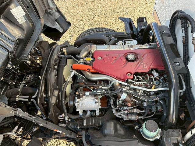 デュトロ 冷蔵冷凍車　標準ロング　片開きサイドドア　スタンバイ　全低床　フルハーフＧＭＤ　菱重ＴＤＪＳ３５Ｊー２Ｌ２０　６ＭＴ　１５０ｐｓ　積載２．９５ｔ（20枚目）