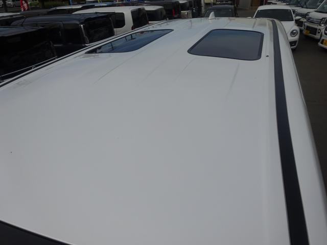 LM LM500h バージョンL 4WD 法人ワンオーナー 黒革 モデリスタエアロ&シグネチャークローム 寒冷地仕様 マークレビンソンサウンドシステム ムーンルーフ ユニバーサルステップ 14インチリアエンターテイメントシステム(11枚目)