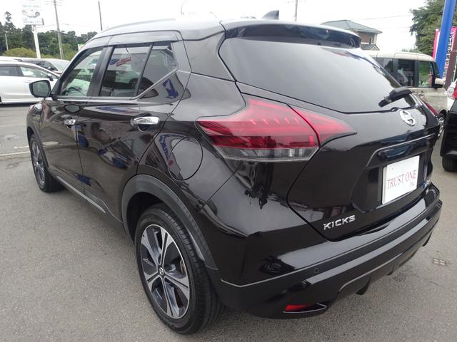 キックス Ｘ　プロパイロット　エマージェンシーブレーキ　純正９インチナビ　フルセグＴＶ　ブルートゥース　アラウンドビューモニター　ナビ連動前後ドライブレコーダー　ビルトインＥＴＣ２．０　インテリジェントルームミラー（6枚目）