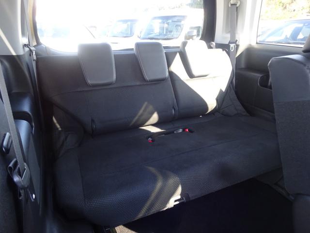 ステップワゴンスパーダ Ｚ　クールスピリット　社外１０インチフローティングナビ　フルセグＴＶ　ブルートゥース　ＨＤＭＩ　ＣＤ・ＤＶＤ　バックカメラ　両側パワースライドドア　アルパイン後席フリップダウンモニター　ＥＴＣ　キーフリー（16枚目）