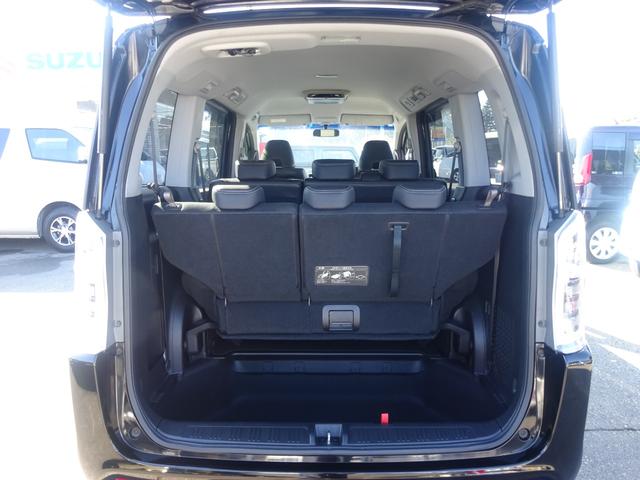 ステップワゴンスパーダ Ｚ　クールスピリット　社外１０インチフローティングナビ　フルセグＴＶ　ブルートゥース　ＨＤＭＩ　ＣＤ・ＤＶＤ　バックカメラ　両側パワースライドドア　アルパイン後席フリップダウンモニター　ＥＴＣ　キーフリー（17枚目）