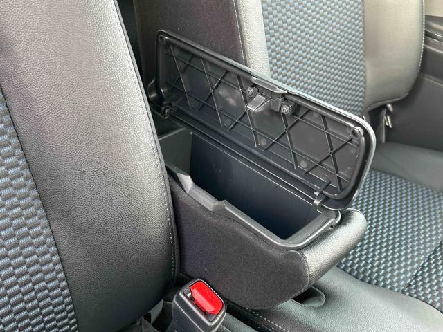 タント カスタムＲＳ　保証　新車保証・まごころ保証　１年間・走行距離無制限付き（32枚目）