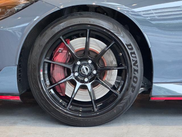 フェアレディZ ニスモ 禁煙 ワンオーナー 純正RAYS製19インチ RECARO製スポーツシート 3連メーター 9型コネクトナビ 9速オートマチック パドルシフト バックカメラ  BOSEサウンド LEDヘッドランプ(32枚目)