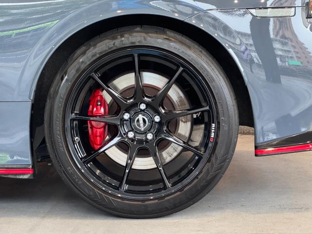 フェアレディZ ニスモ 禁煙 ワンオーナー 純正RAYS製19インチ RECARO製スポーツシート 3連メーター 9型コネクトナビ 9速オートマチック パドルシフト バックカメラ  BOSEサウンド LEDヘッドランプ(33枚目)