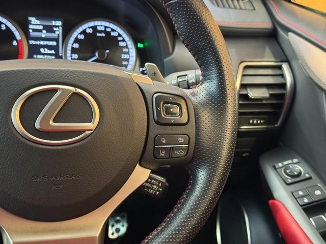 NX NX300 Fスポーツ TRDエアロ/4本出しマフラー ムーンルーフ 赤黒コンビ革シート 角型三眼LEDヘッドライト パーキングサポートブレーキ ナビ TV セーフティシステムプラス 純正18インチAW 1オーナー 禁煙(14枚目)