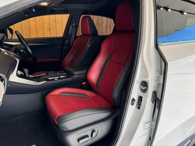 NX NX300 Fスポーツ TRDエアロ/4本出しマフラー ムーンルーフ 赤黒コンビ革シート 角型三眼LEDヘッドライト パーキングサポートブレーキ ナビ TV セーフティシステムプラス 純正18インチAW 1オーナー 禁煙(27枚目)