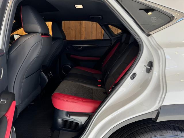 NX NX300 Fスポーツ TRDエアロ/4本出しマフラー ムーンルーフ 赤黒コンビ革シート 角型三眼LEDヘッドライト パーキングサポートブレーキ ナビ TV セーフティシステムプラス 純正18インチAW 1オーナー 禁煙(46枚目)