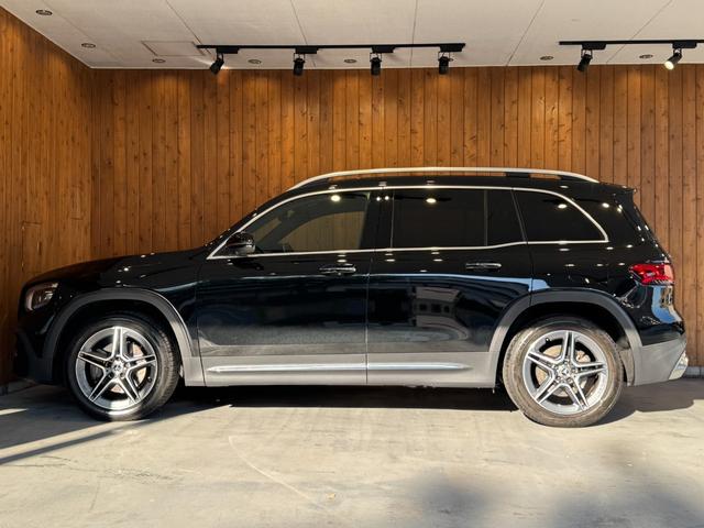 ＧＬＢ ＧＬＢ２００ｄ　ＡＭＧレザーエクスクルーシブＰ　赤黒コンビ本革シート　ＨＵＤ　ワイヤレス充電　シートヒーター　レーダーセーフティーＰＫＧ　ナビ　ＴＶ　全周囲カメラ　ＬＥＤヘッドライト　純正１９インチＡＷ　ＢＳＭ　禁煙（5枚目）