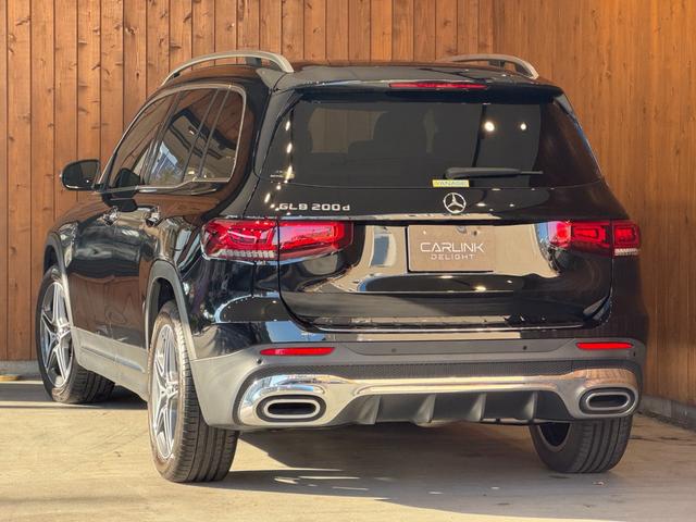 ＧＬＢ ＧＬＢ２００ｄ　ＡＭＧレザーエクスクルーシブＰ　赤黒コンビ本革シート　ＨＵＤ　ワイヤレス充電　シートヒーター　レーダーセーフティーＰＫＧ　ナビ　ＴＶ　全周囲カメラ　ＬＥＤヘッドライト　純正１９インチＡＷ　ＢＳＭ　禁煙（6枚目）