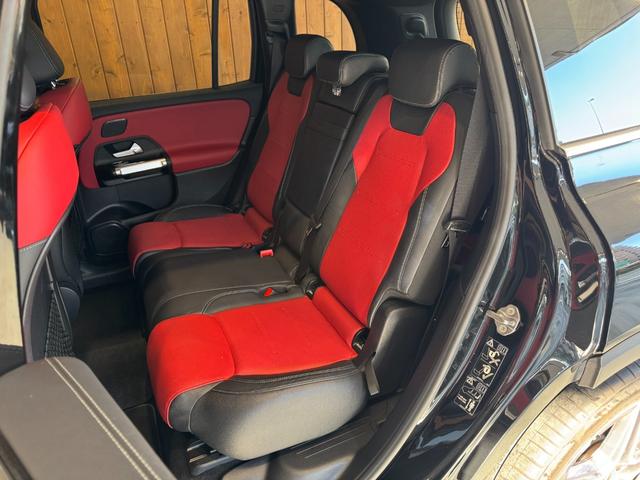 ＧＬＢ ＧＬＢ２００ｄ　ＡＭＧレザーエクスクルーシブＰ　赤黒コンビ本革シート　ＨＵＤ　ワイヤレス充電　シートヒーター　レーダーセーフティーＰＫＧ　ナビ　ＴＶ　全周囲カメラ　ＬＥＤヘッドライト　純正１９インチＡＷ　ＢＳＭ　禁煙（30枚目）