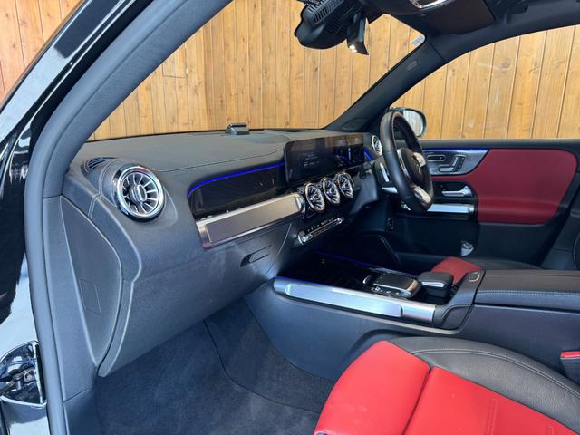 ＧＬＢ ＧＬＢ２００ｄ　ＡＭＧレザーエクスクルーシブＰ　赤黒コンビ本革シート　ＨＵＤ　ワイヤレス充電　シートヒーター　レーダーセーフティーＰＫＧ　ナビ　ＴＶ　全周囲カメラ　ＬＥＤヘッドライト　純正１９インチＡＷ　ＢＳＭ　禁煙（47枚目）