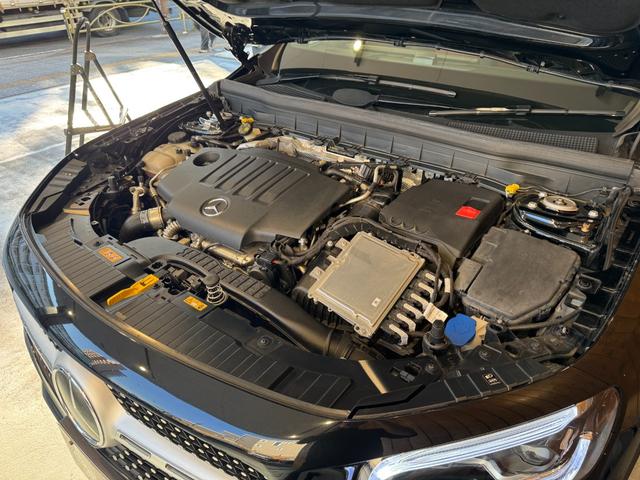 ＧＬＢ ＧＬＢ２００ｄ　ＡＭＧレザーエクスクルーシブＰ　赤黒コンビ本革シート　ＨＵＤ　ワイヤレス充電　シートヒーター　レーダーセーフティーＰＫＧ　ナビ　ＴＶ　全周囲カメラ　ＬＥＤヘッドライト　純正１９インチＡＷ　ＢＳＭ　禁煙（55枚目）