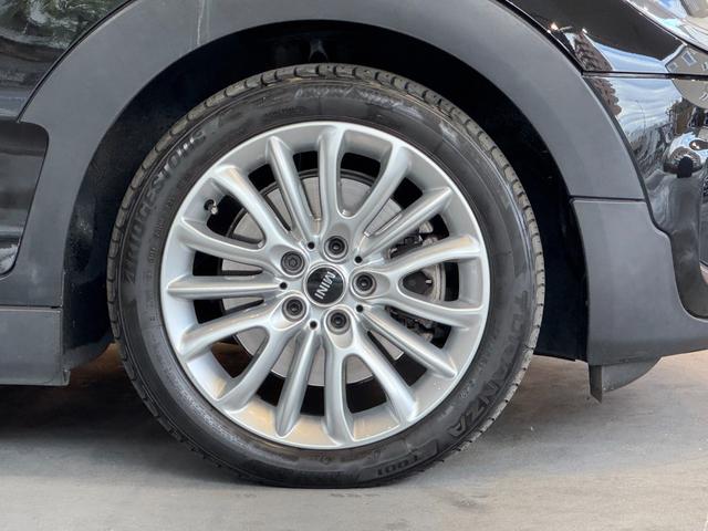 MINI クーパーSD クラブマン ACC ドライブモードセレクト インテリジェントセーフティ コンフォートアクセス ナビ Bカメラ HIDヘッドライト 純正17インチAW 禁煙(33枚目)