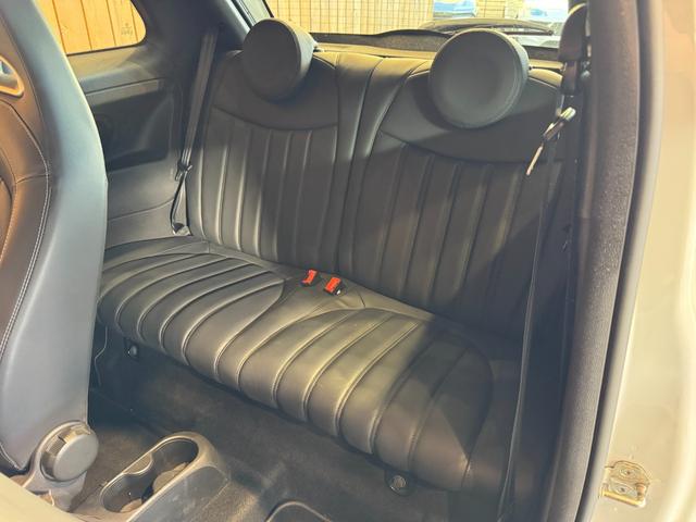 アバルト５９５ ツーリズモ　黒革シート　ディスプレイオーディオ　ＨＩＤヘッドライト　Ｂカメラ　純正１７インチＡＷ　前後ドラレコ　禁煙（26枚目）