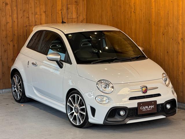 アバルト５９５ ツーリズモ　黒革シート　ディスプレイオーディオ　ＨＩＤヘッドライト　Ｂカメラ　純正１７インチＡＷ　前後ドラレコ　禁煙（31枚目）