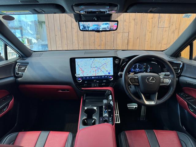 NX NX350h Fスポーツ 革シートセット フルLEDへヘッドランプ パノラマルーフ ルーフレイル OP20AW パノラマビューモニター デルタルインナーミラー シートヒーター ベンチレーション 1オーナー 禁煙 保証継承(10枚目)