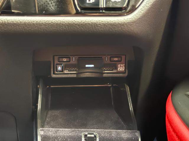 NX NX350h Fスポーツ 革シートセット フルLEDへヘッドランプ パノラマルーフ ルーフレイル OP20AW パノラマビューモニター デルタルインナーミラー シートヒーター ベンチレーション 1オーナー 禁煙 保証継承(25枚目)