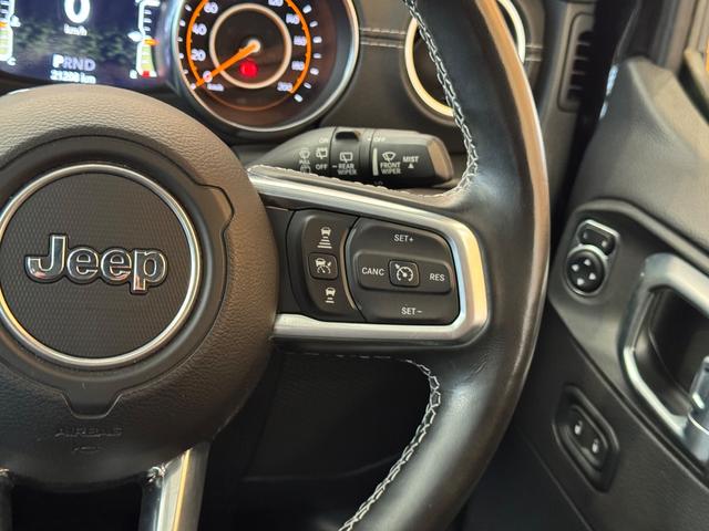 ジープ・ラングラーアンリミテッド サハラ 黒革シート ナビ TV Bカメラ 純正18インチAW LEDヘッドライト 衝突回避 ACC BSM シートヒーター ステアリングヒーター 1オーナー 禁煙(14枚目)