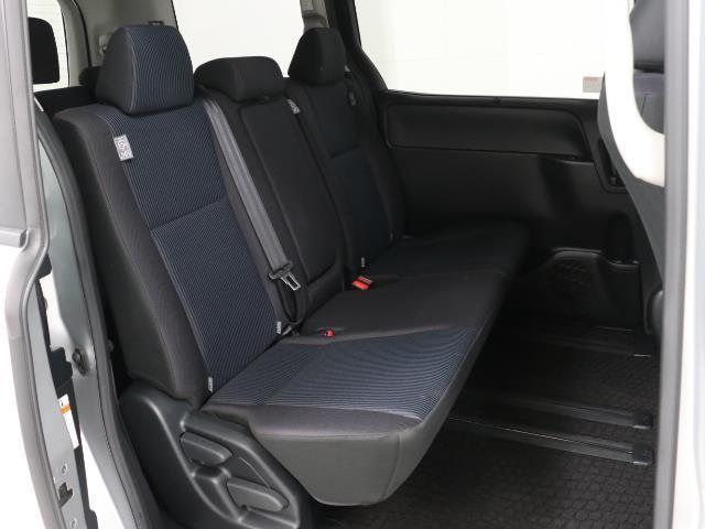 X 8人乗・CDラジオ・ETC・ワイヤレスキー・LED式ヘッドライト・記録簿・修復歴車・トヨタロングラン保証付(16枚目)