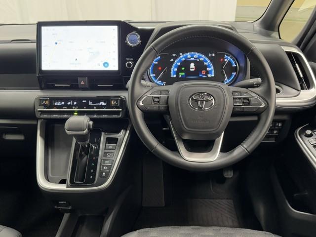 ヴォクシー ハイブリッドS-Z パワーウィンドウ DVD再生機能 インテリキー 横滑防止装置 地デジTV アクティブクルーズコントロール 1オナ フルオートエアコン リアカメラ エアバッグ ABS 100V充電 ナビTV WAC(4枚目)