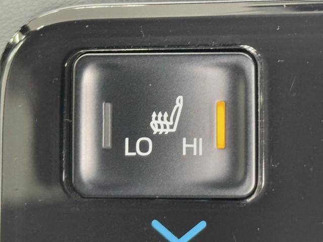 ヴォクシー ハイブリッドS-Z パワーウィンドウ DVD再生機能 インテリキー 横滑防止装置 地デジTV アクティブクルーズコントロール 1オナ フルオートエアコン リアカメラ エアバッグ ABS 100V充電 ナビTV WAC(15枚目)