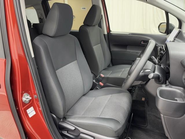 シエンタ ハイブリッドＧ　サポカー　地デジテレビ　ドライブレコーダー　メモリナビ　クルーズコントロール　Ｗ電動ドア　ＬＥＤ　ＶＳＣ　ＥＴＣ　キーフリー　ミュージックプレイヤー接続可　３列シート　アイドリングストップ　ＡＢＳ（14枚目）