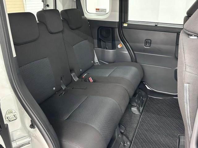 ルーミー Ｇ－Ｔ　Ｂカメラ　ＬＥＤライト　両側自動ドア　オートエアコン　イモビライザー　スマートキー　点検記録簿　メディアプレイヤー接続　ワンセグＴＶ　横滑り防止　Ａ－ＳＴＯＰ　キーフリーシステム　ワンオーナー車　ＰＳ（17枚目）