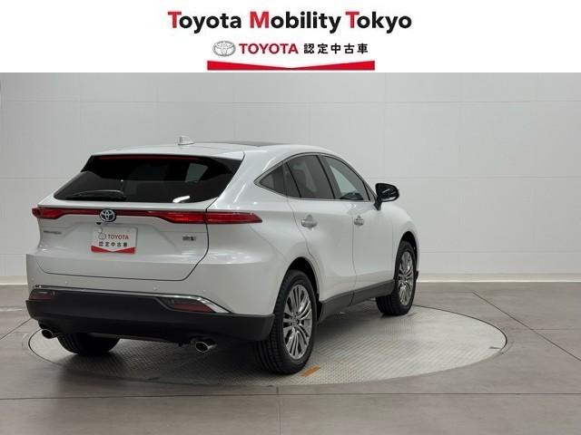 ハリアーハイブリッド Ｚ　レザーパッケージ　パノラマサンルーフ　地デジ　横滑防止　盗難防止システム　Ｂモニター　革　ＬＥＤライト　パワーウィンドウ　クルコン　スマートキ－　助手席エアバック　パワーシート　エアバッグ　点検記録簿　オートエアコン（2枚目）