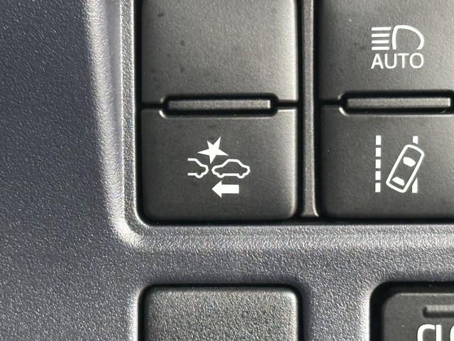 ヴォクシー ＺＳ　煌ＩＩ　スマートキー・プッシュスタート　バックガイドモニター　セキュリティアラーム　両側パワスラドア　１オーナー　ＥＴＣ車載器　地デジテレビ　ＶＳＣ　ＬＥＤライト　助手席エアバック　キーレスエントリー　ＡＣ（11枚目）