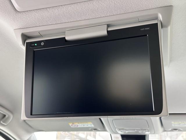 ヴォクシー ＺＳ　煌ＩＩ　スマートキー・プッシュスタート　バックガイドモニター　セキュリティアラーム　両側パワスラドア　１オーナー　ＥＴＣ車載器　地デジテレビ　ＶＳＣ　ＬＥＤライト　助手席エアバック　キーレスエントリー　ＡＣ（15枚目）