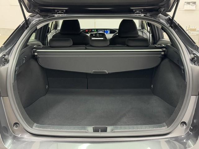 プリウス Ｓ　１００Ｖ　取説記録簿　アイスト　ＥＳＣ　スマートキ－　メモリーナビゲーション　ＬＥＤヘッドライト　ＥＴＣ車載器　フルオートエアコン　ナビ　クルーズコントロール　エアバッグ　イモビ　パワーウインドウ（15枚目）