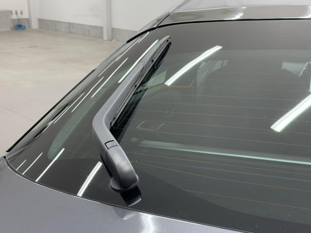 プリウス Ｓ　１００Ｖ　取説記録簿　アイスト　ＥＳＣ　スマートキ－　メモリーナビゲーション　ＬＥＤヘッドライト　ＥＴＣ車載器　フルオートエアコン　ナビ　クルーズコントロール　エアバッグ　イモビ　パワーウインドウ（16枚目）