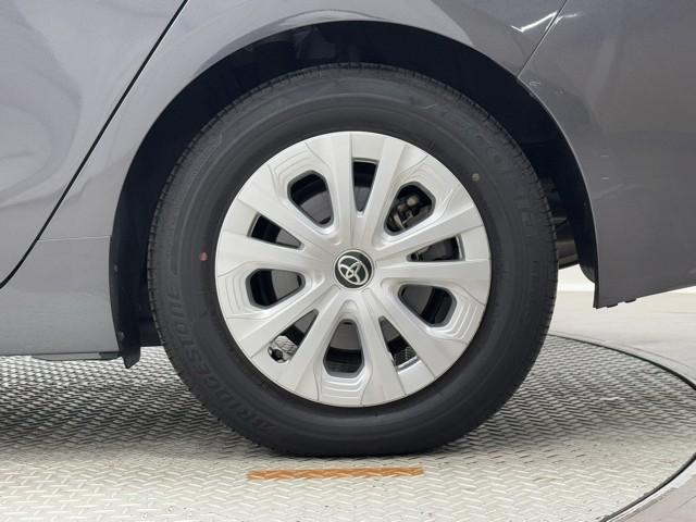 プリウス Ｓ　１００Ｖ　取説記録簿　アイスト　ＥＳＣ　スマートキ－　メモリーナビゲーション　ＬＥＤヘッドライト　ＥＴＣ車載器　フルオートエアコン　ナビ　クルーズコントロール　エアバッグ　イモビ　パワーウインドウ（17枚目）