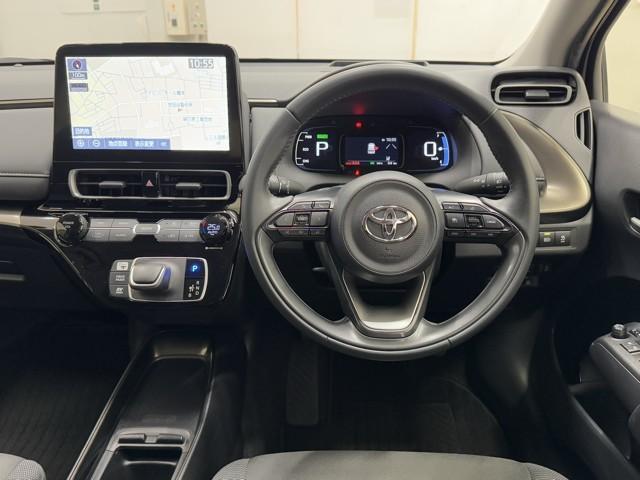 アクア Z エアロ LEDヘッドライト スマートキー 100V電源 イモビライザー アルミホイール ドライブレコーダー オートクルーズコントロール 点検記録簿 フルセグTV エアコン ESC ナビ&TV ETC(4枚目)