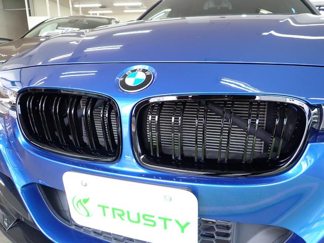 ３２０ｉ　Ｍスポーツ　１オーナー禁煙車　ガラスＳＲ　純正Ｍ１８インチＡＷ　新品Ｆスポイラー　新品ドアミラーカバー　黒グリル　黒革インテリア　ヒーター付メモリーパワーシート　ＨＤＤナビ　ブルートゥース　Ｂカメラ　記録簿９枚(18枚目)