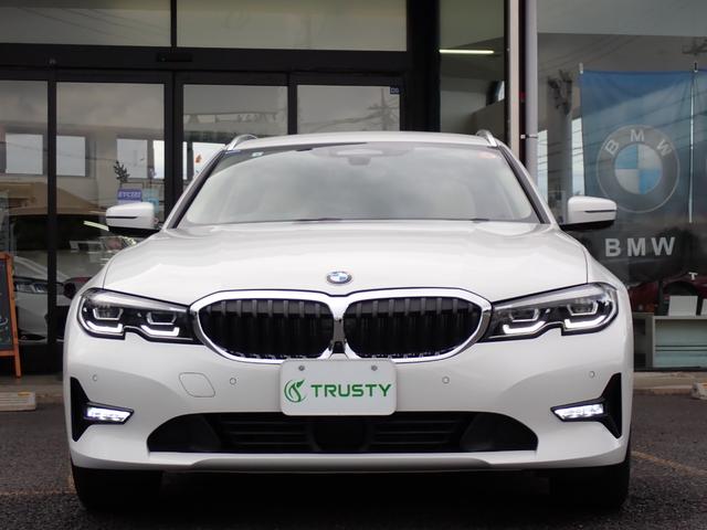 ３シリーズ ３２０ｄ　ｘＤｒｉｖｅツーリング　ハイライン／コンフォート／プラスＰＫＧ　フルセグＴＶ付　１オーナー禁煙　アイボリーレザー　シートヒーター　パーキングアシストプラス／３６０°カメラ　パワーバックドア　レーダークルーズ　レーンチェンジＷ（12枚目）