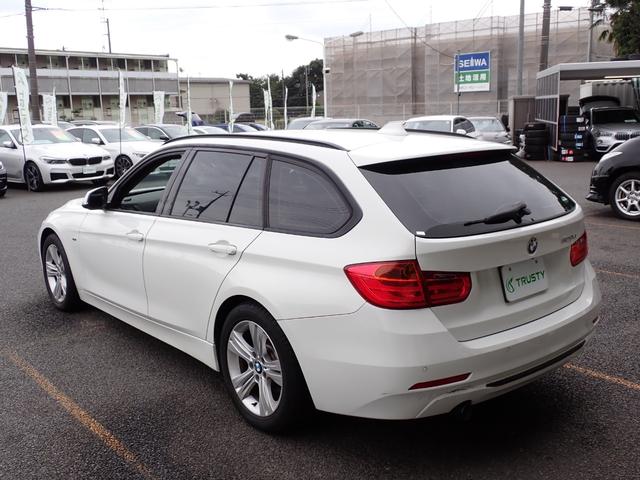 ３シリーズ ３２０ｄツーリング　スポーツ　走行１万キロ　インテリジェントセーフティ　パワーバックドア　コンフォートアクセス　クルーズコントロール　キセノンヘッドライト　専用スポーツシート　メモリーパワーシート　ＨＤＤナビ　バックカメラ（12枚目）