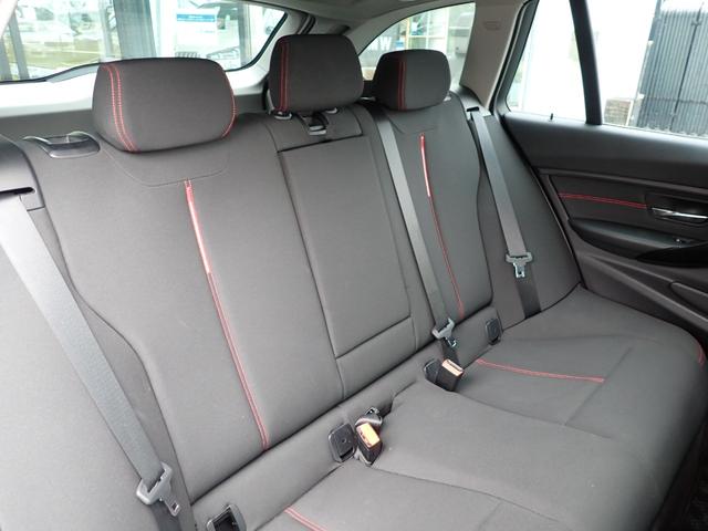 ３シリーズ ３２０ｄツーリング　スポーツ　走行１万キロ　インテリジェントセーフティ　パワーバックドア　コンフォートアクセス　クルーズコントロール　キセノンヘッドライト　専用スポーツシート　メモリーパワーシート　ＨＤＤナビ　バックカメラ（15枚目）