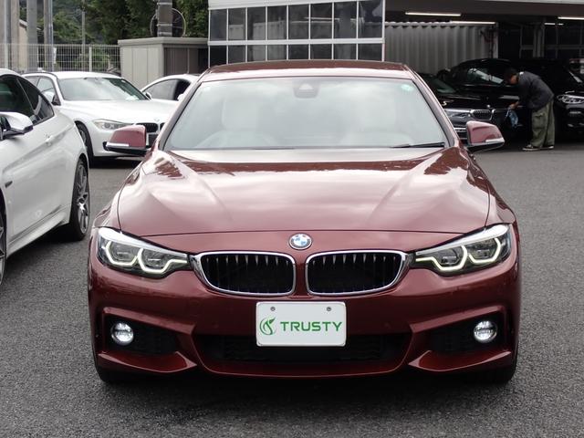 ４シリーズ ４２０ｉグランクーペ　スタイルマイスター　６７台限定車　インディビジュアルカラー　専用１９インチＡＷ（７０４Ｍフェリックグレー）ホワイトダコタレザー　レザーダッシュボード　シートヒーター　液晶メーター　レーダークルーズ　フルセグＴＶ　後期型（10枚目）